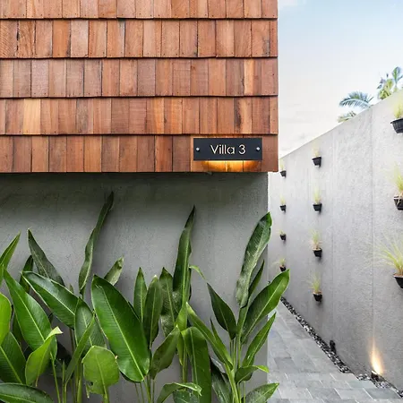The Clifton Villas Ubud-3