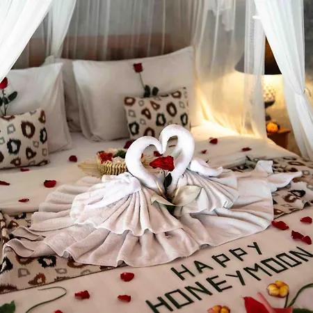 The Sender Pool Suites-2