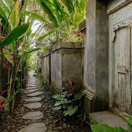 Pratiwi Ubud Villa-3