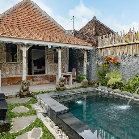 Pratiwi Ubud Villa-3