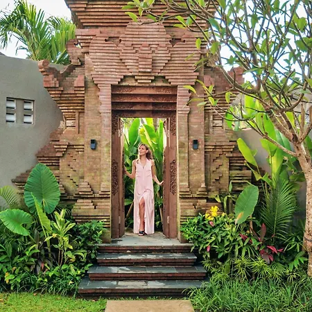 Mayaloka Villas Ubud-3