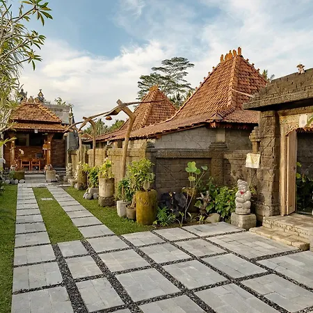 Kubu Cemcem Mesari Private Villas-2