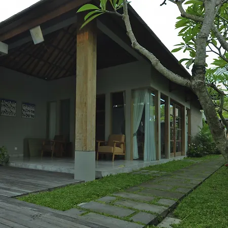 Villa Kayu Lama-2