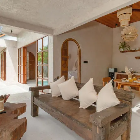 Nick Villas-3
