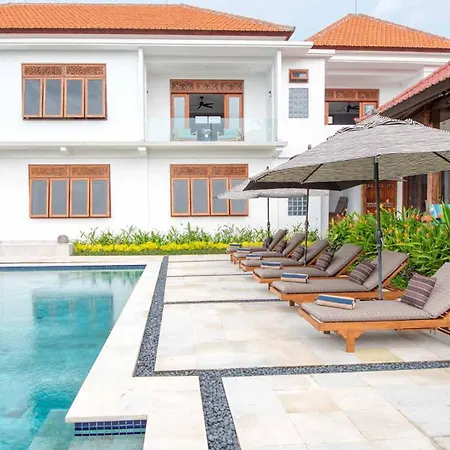 Quiet Luxury Paradise Fab Staff Lebah Villas Central Ubud-2