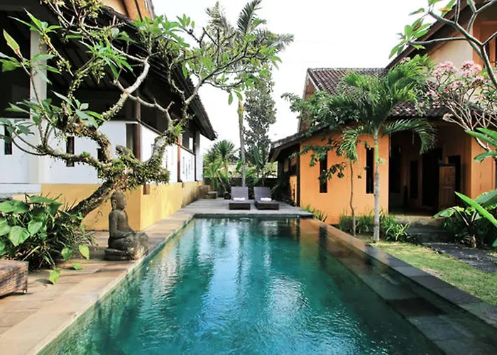 Gusde House Villas