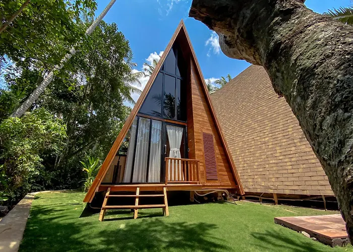 Hidden Den Villa Ubud, إندونيسيا