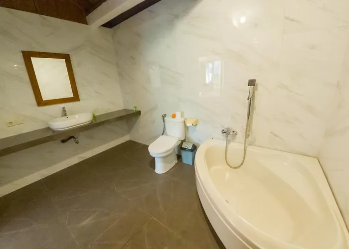 Capung Cottages