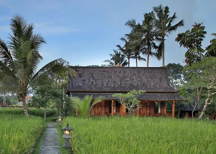 Hanaya Ubud Villa