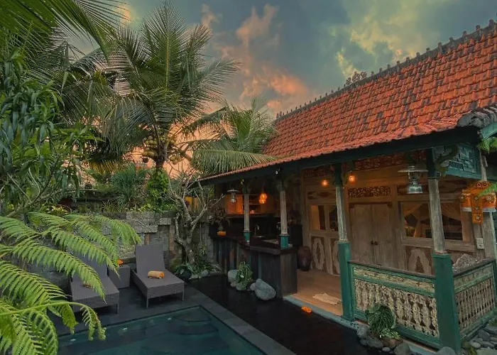 Honeymoon Green Villa