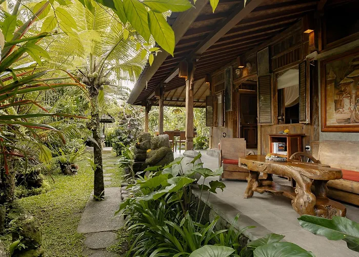 Moringa Ubud Villa