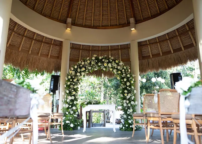 The Alena Resort A Pramana Experience