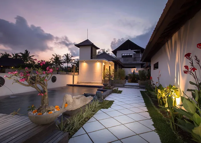 Solo Villas & Retreat
