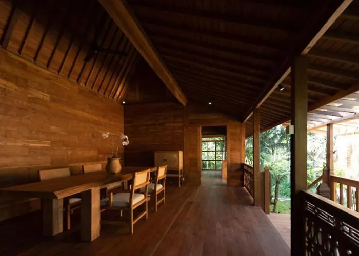 Rumah Kayu Resort
