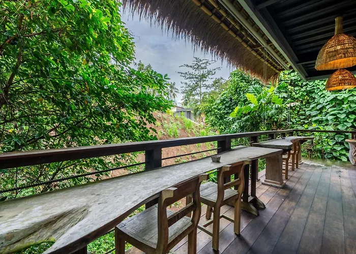 Parvati Retreat Villas